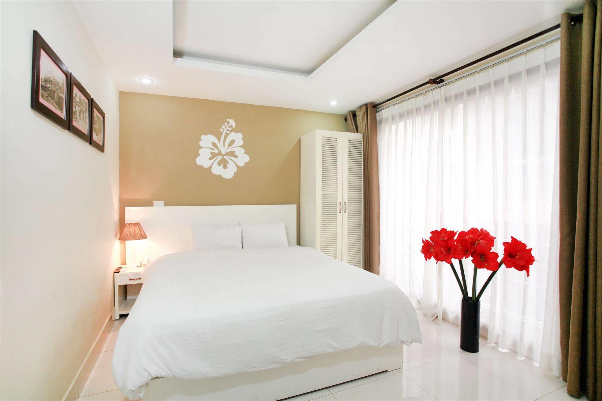 22land 52 Ngo Huyen &